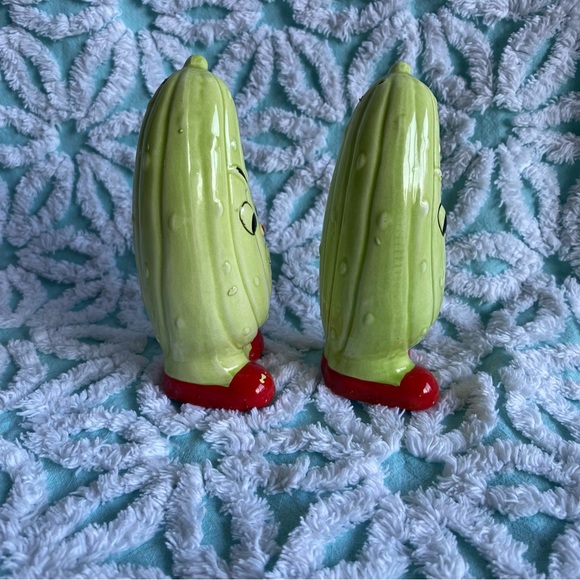 Vintage Anthropomorphic Salt & Pepper shaker set - Picture 2 of 6